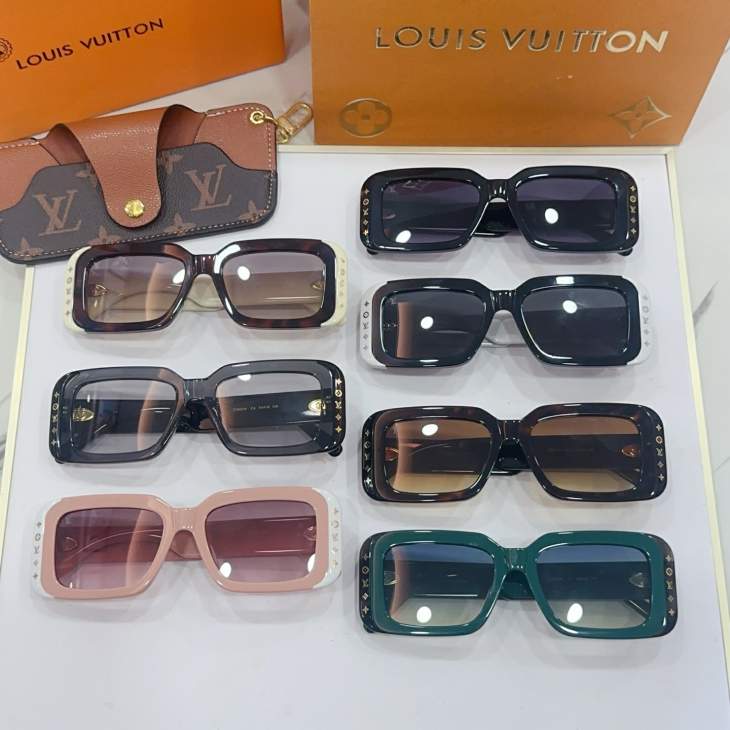Picture of Louis Vuitton Sunglasses _SKUfw76300400fw